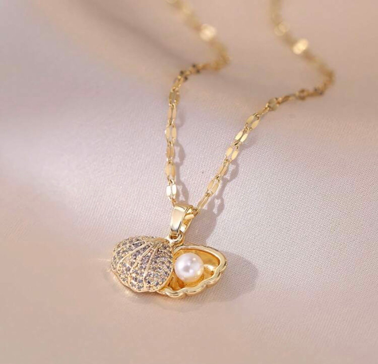 The Bizmoune Necklace - Image 4